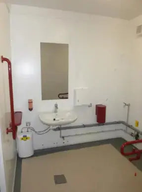 10' WC Container barrierefrei ConModu
