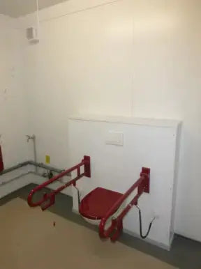 10' WC Container barrierefrei ConModu